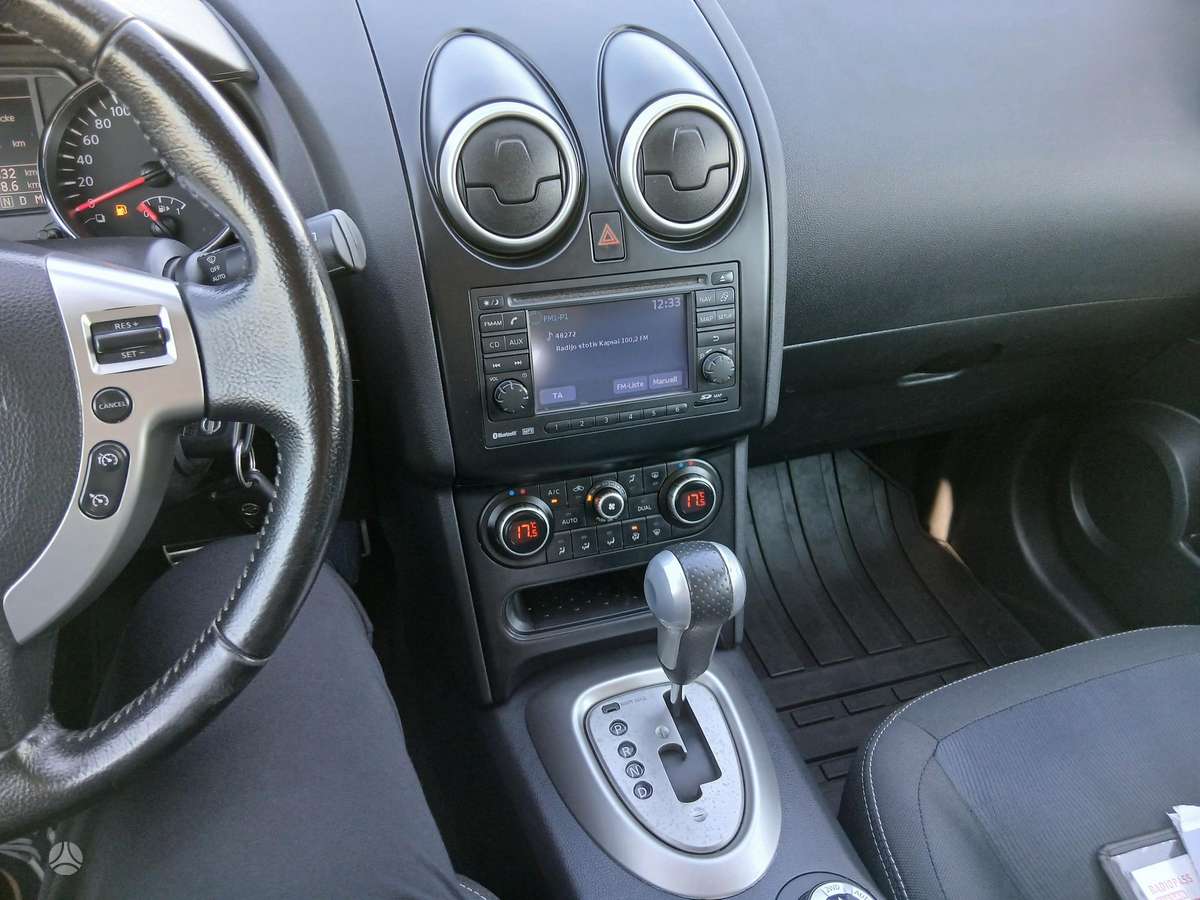 Nissan Qashqai 2011 — photo 27