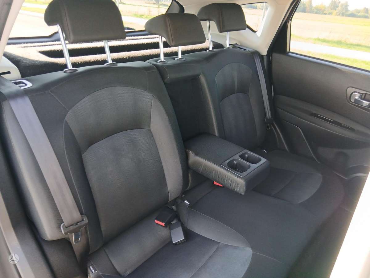 Nissan Qashqai 2011 — photo 36