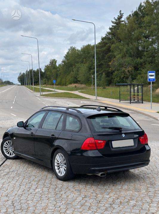 BMW 318, 2008