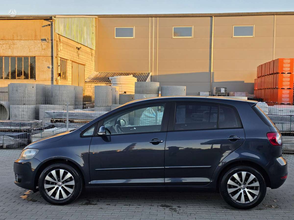 Volkswagen Golf 2010 — photo 5