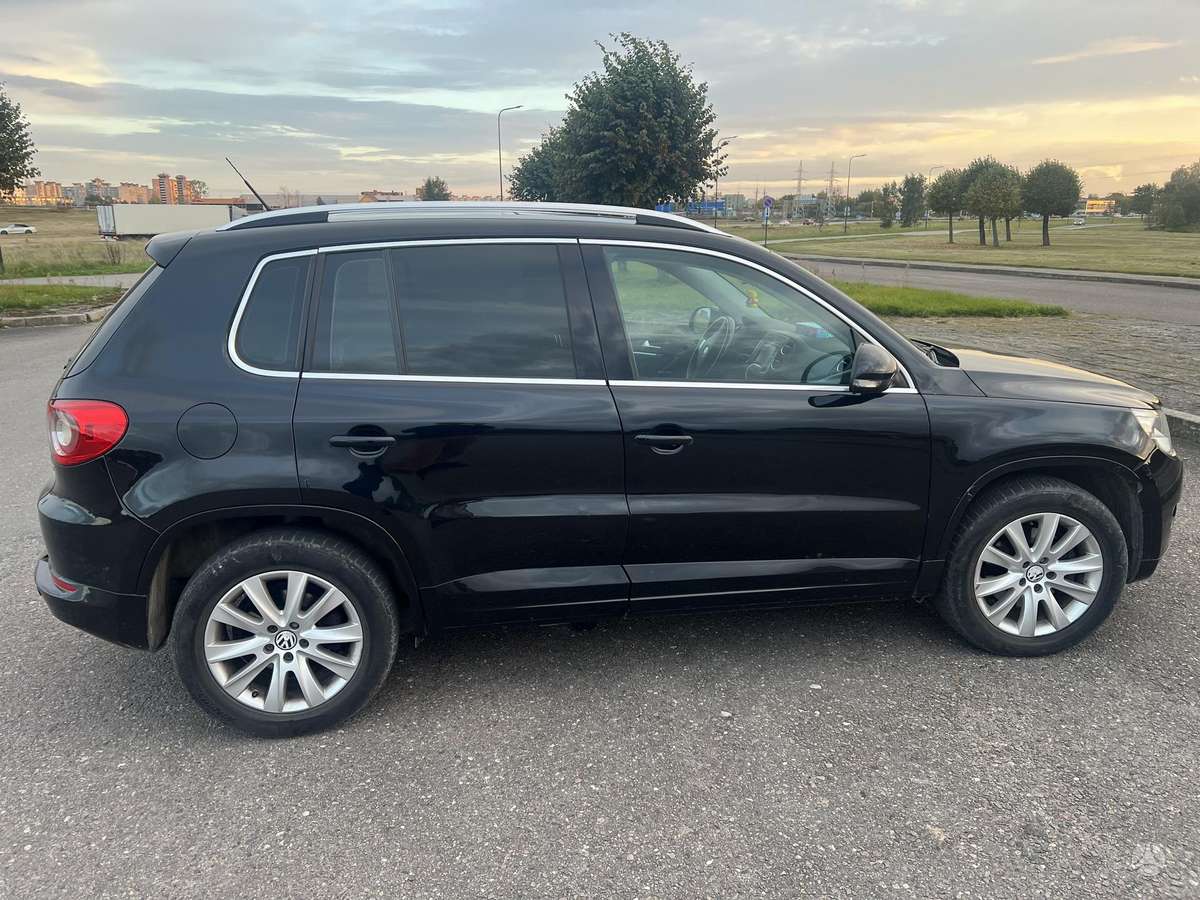 Volkswagen Tiguan 2008 — engine 1968 cm³, 140 HP (103kW)