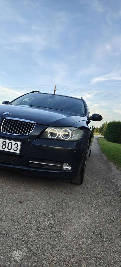 BMW 330 2006 — двигун 2993 cm³, 231 HP (170kW)
