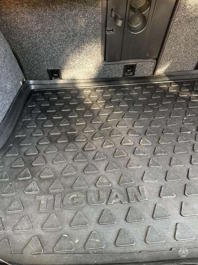 Volkswagen Tiguan 2013 — photo 14