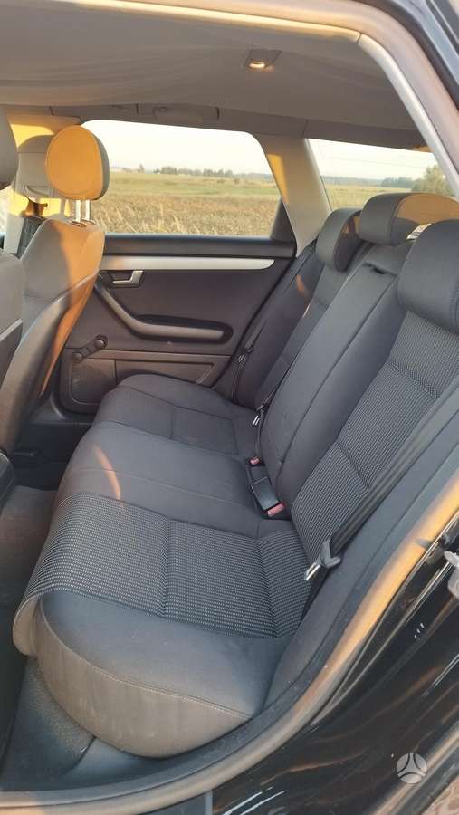 Audi A4 2005 — photo 8