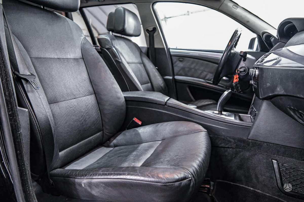 BMW 525 2007 — photo 12