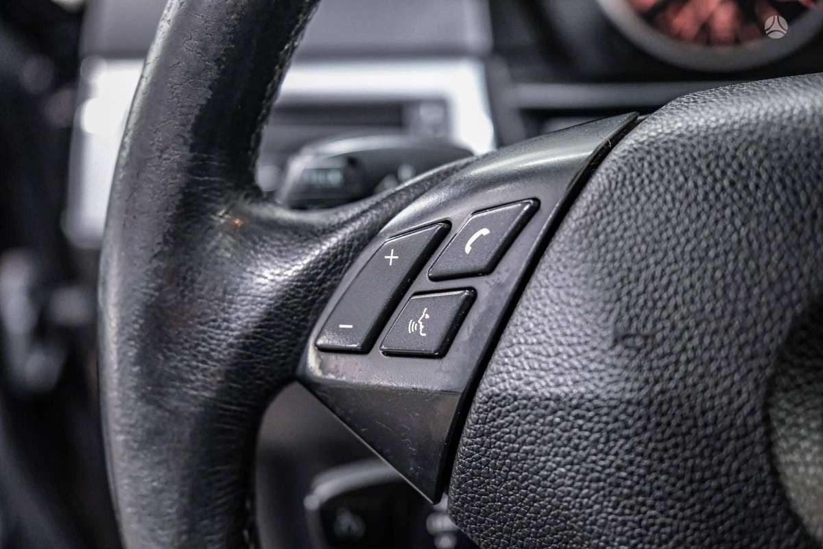 BMW 525 2007 — photo 20