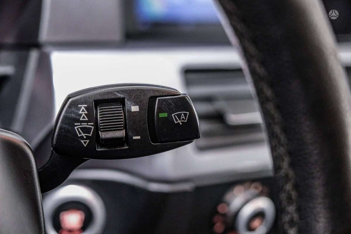 BMW 525 2007 — photo 22