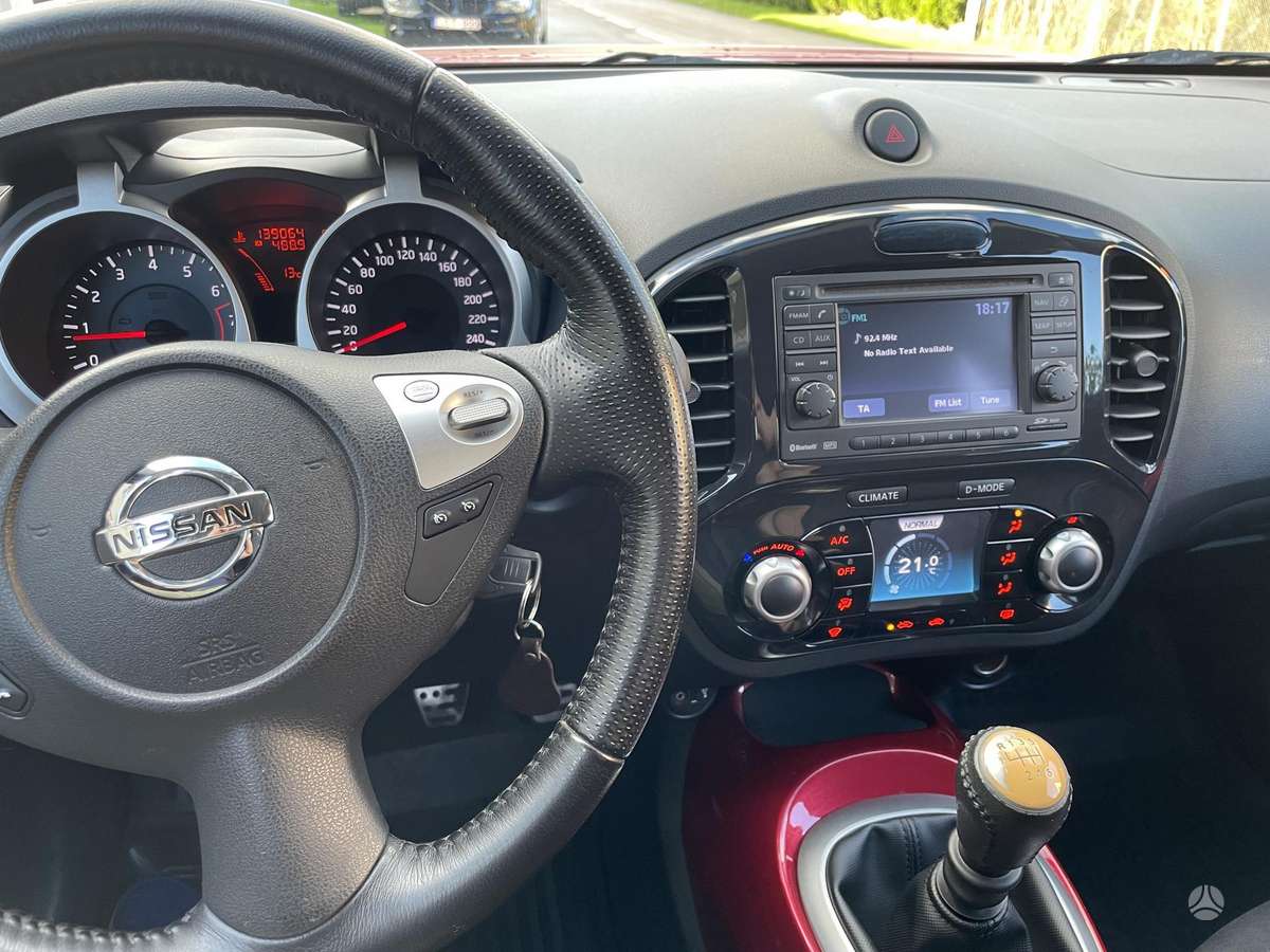 Nissan Juke 2011 — photo 11