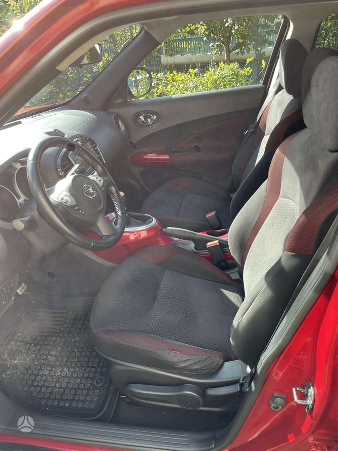 Nissan Juke 2011 — photo 7