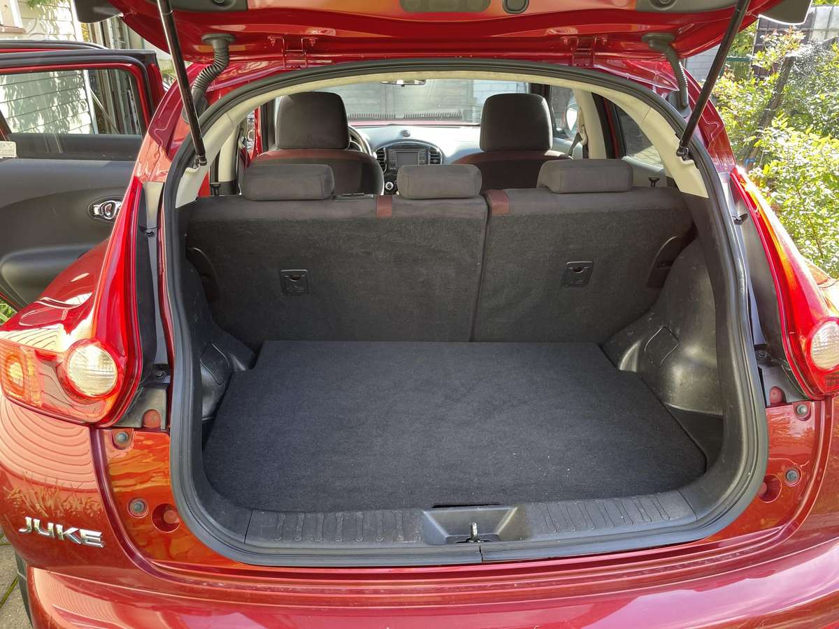 Nissan Juke 2011 — photo 8