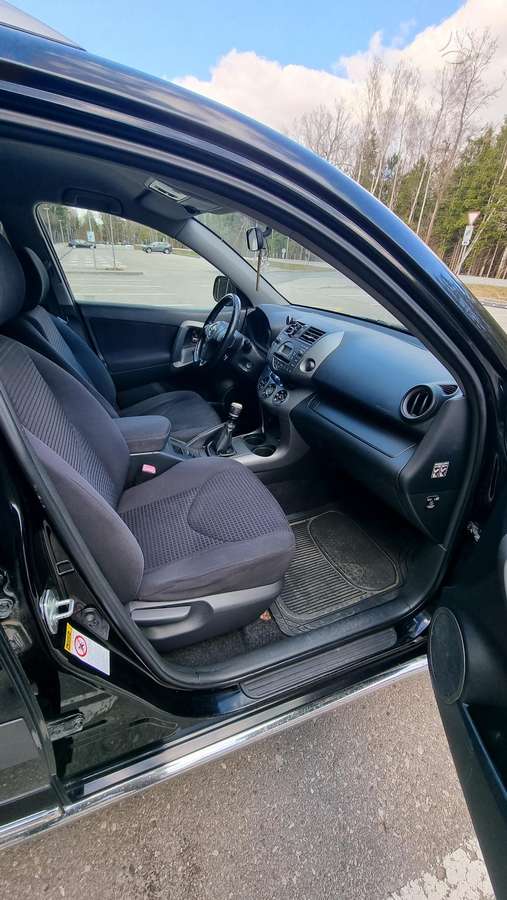 Toyota RAV4 2009 — photo 6