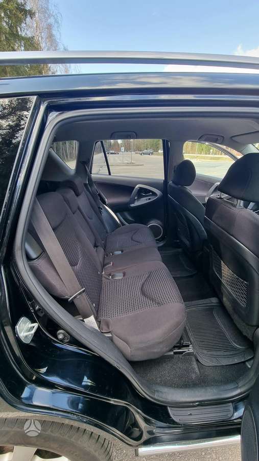 Toyota RAV4 2009 — photo 7