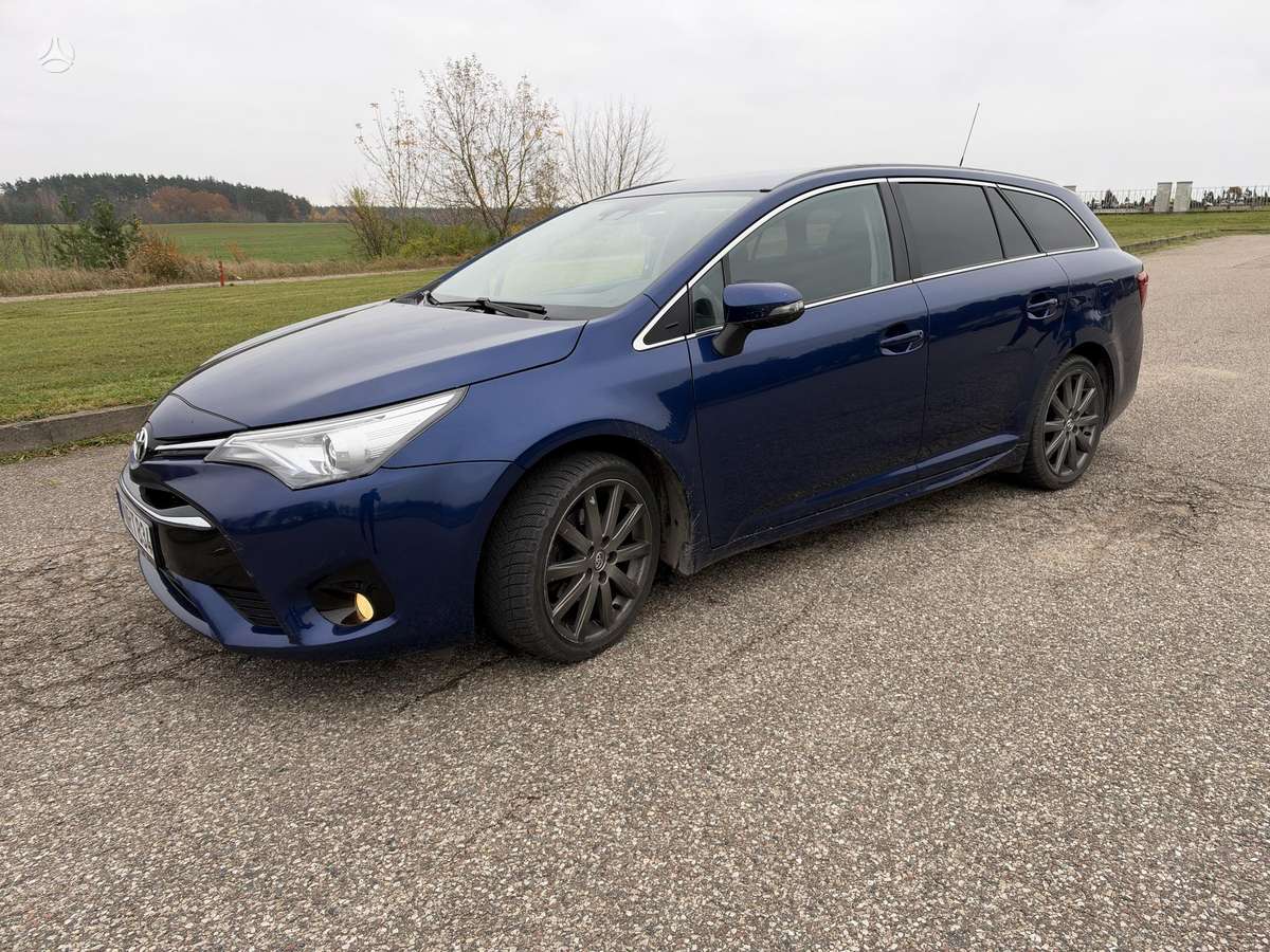 Toyota Avensis, 2015