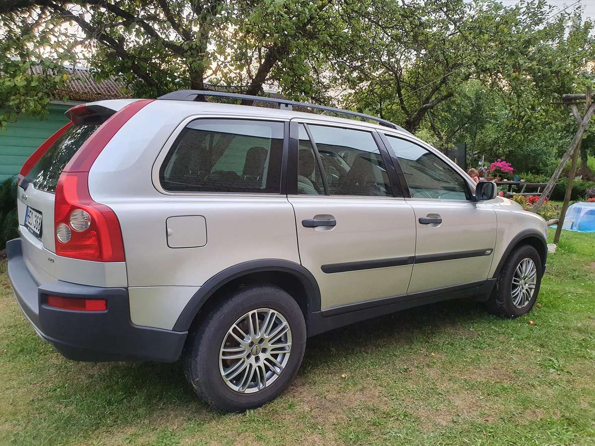 Volvo XC90 2005 — photo 11