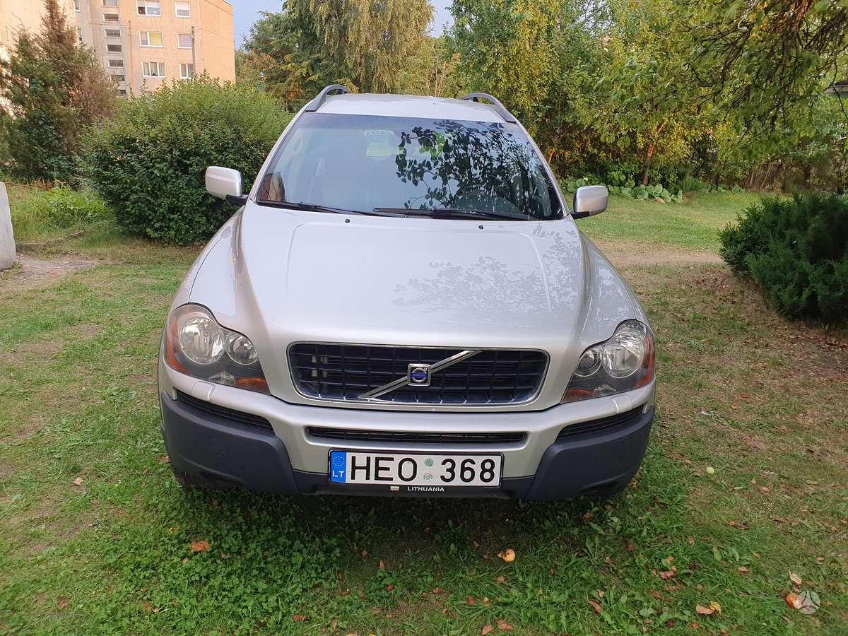 Volvo XC90 2005 — engine 2401 cm³, 163 HP (120kW)