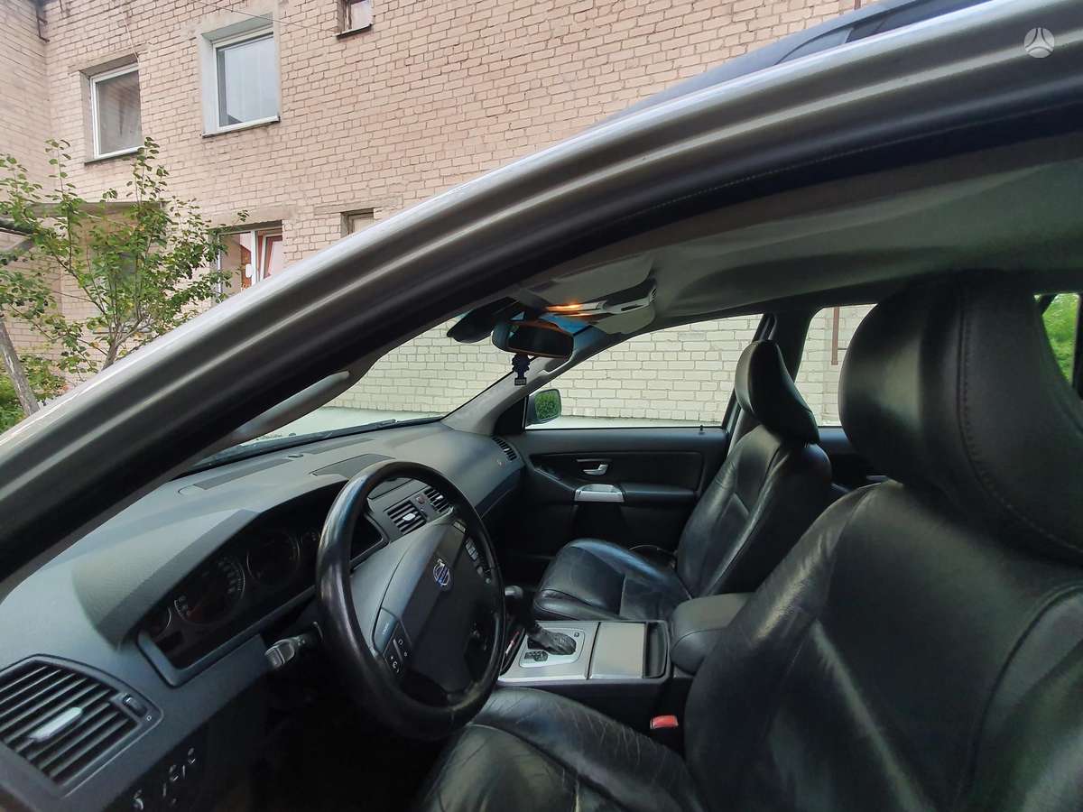 Volvo XC90 2005 — photo 9