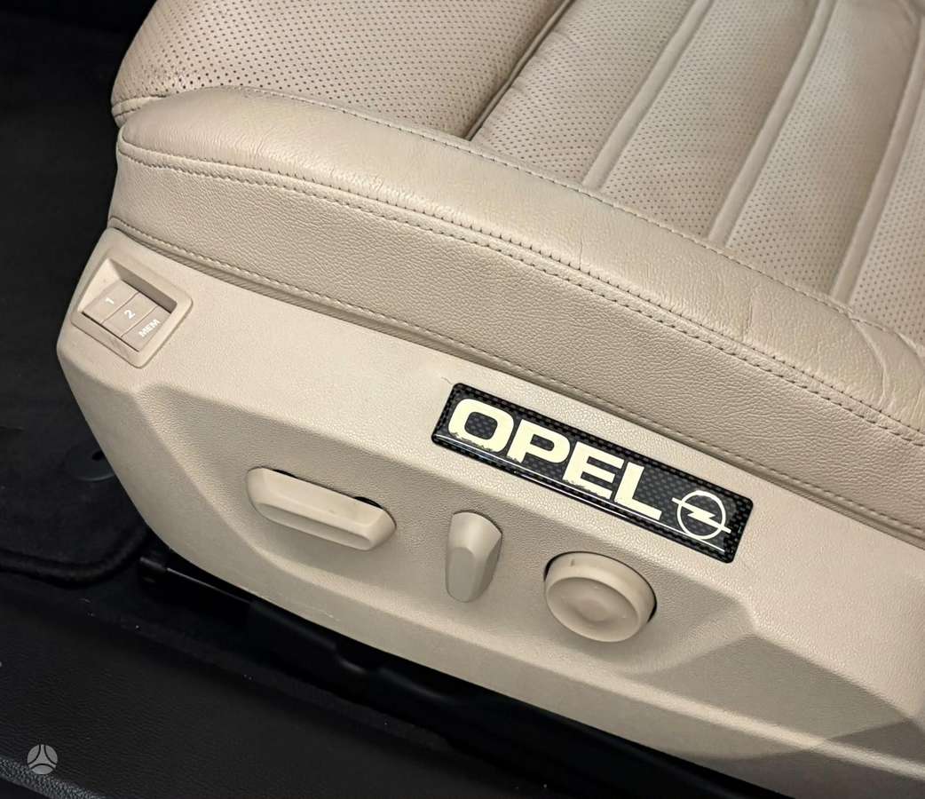 Opel Insignia 2015 — photo 12
