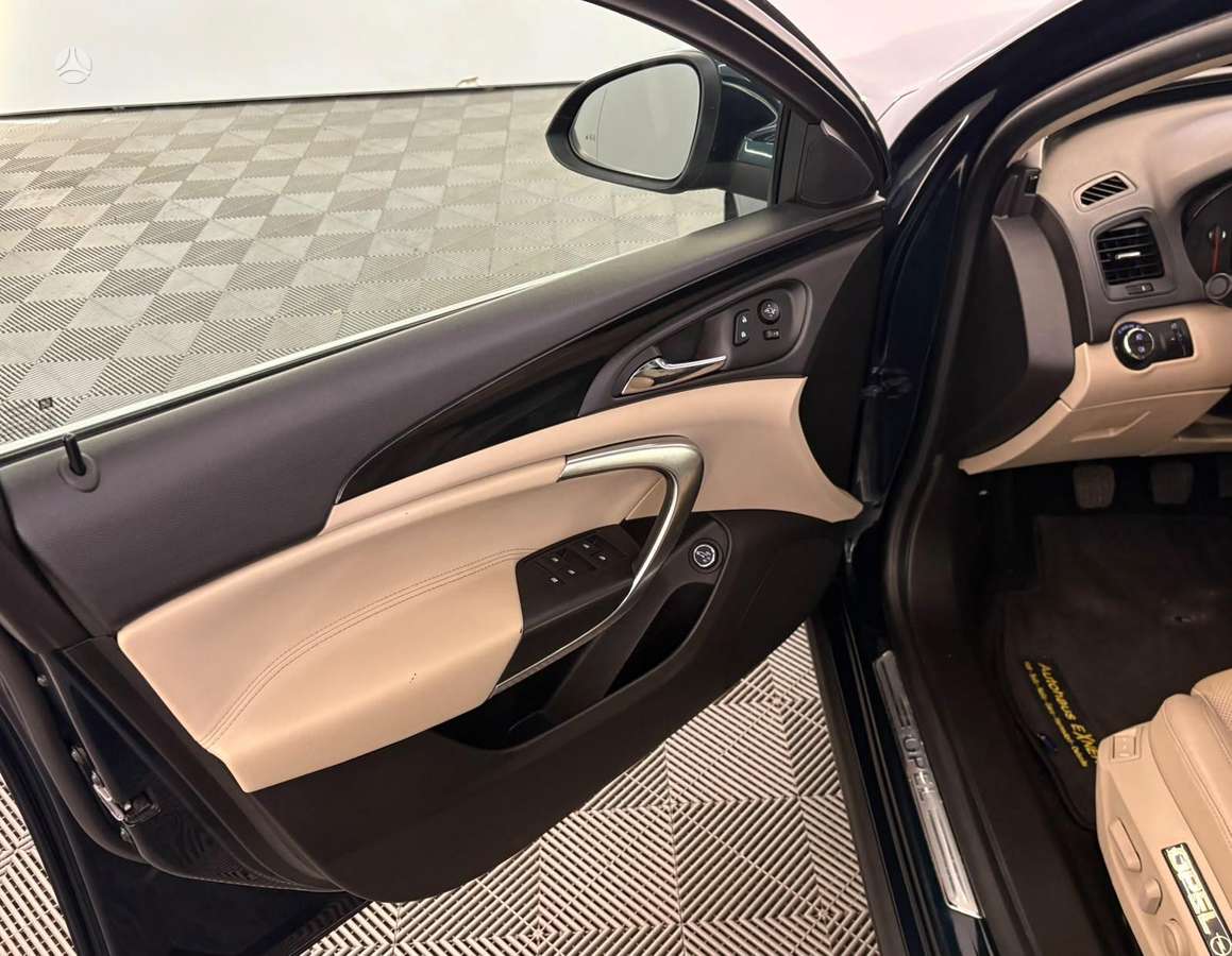 Opel Insignia 2015 — photo 27