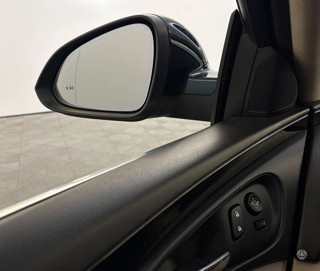 Opel Insignia 2015 — photo 7