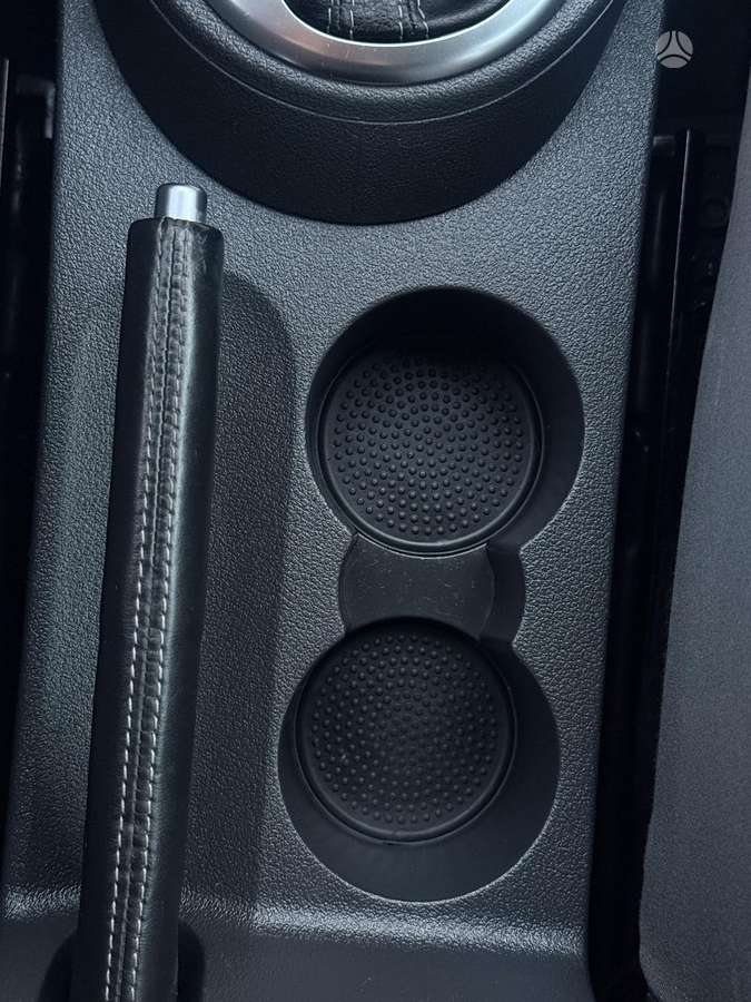 Volkswagen Touran 2014 — photo 27