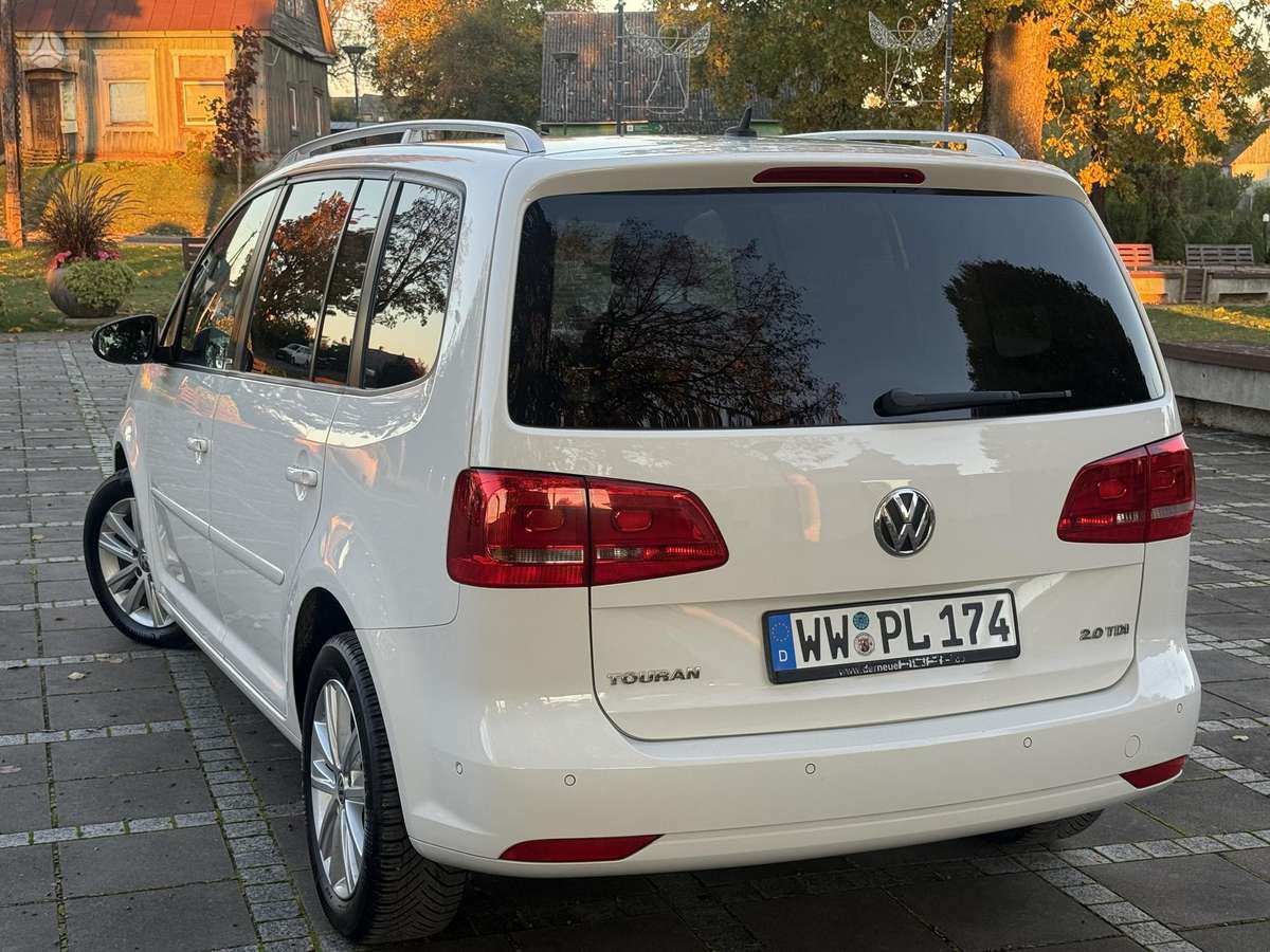 Volkswagen Touran 2014 — photo 8