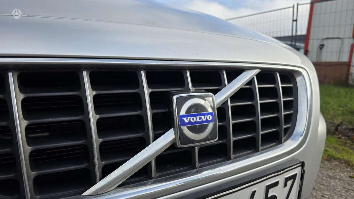Volvo V70 2008 — photo 10