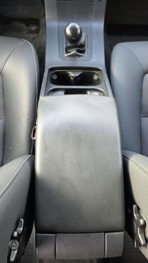 Volvo V70 2008 — photo 19