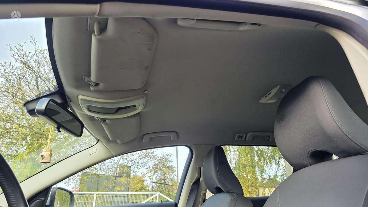 Volvo V70 2008 — photo 23