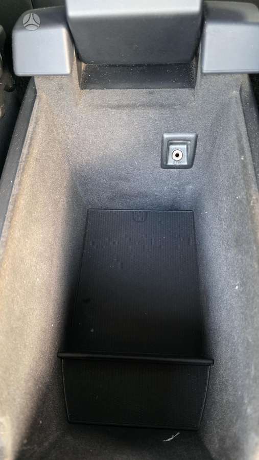 Volvo V70 2008 — photo 24