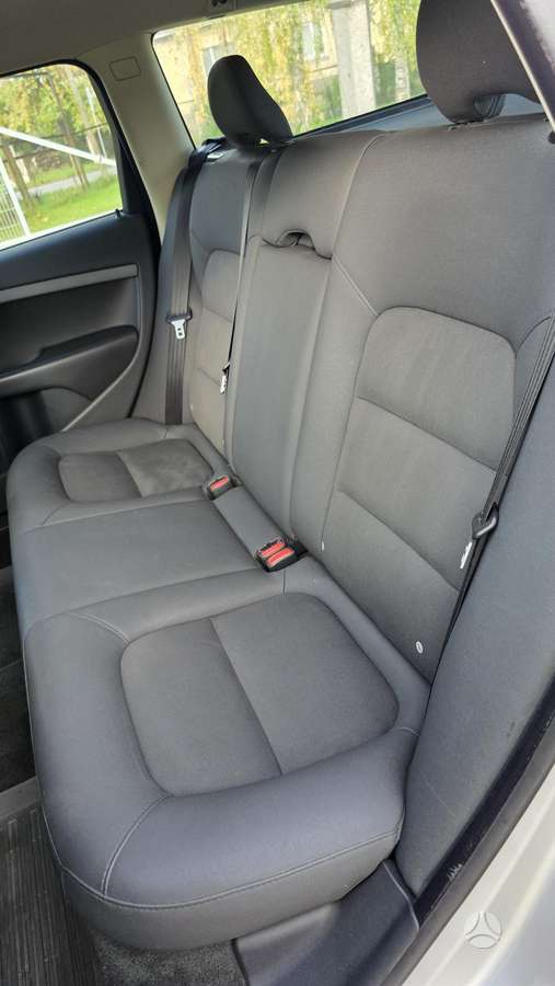 Volvo V70 2008 — photo 27