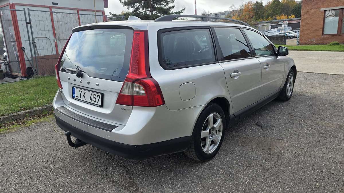 Volvo V70 2008 — photo 6