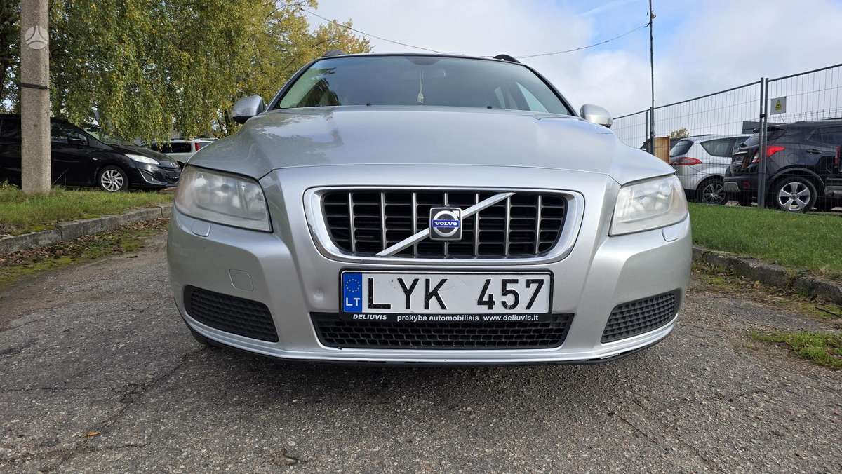 Volvo V70 2008 — photo 8