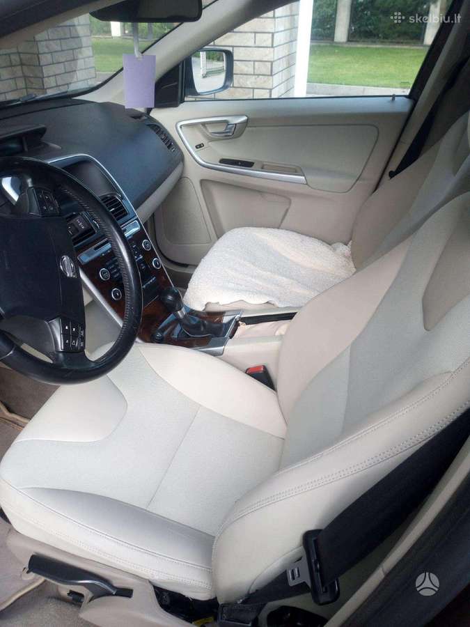 Volvo XC60 2009 — photo 5