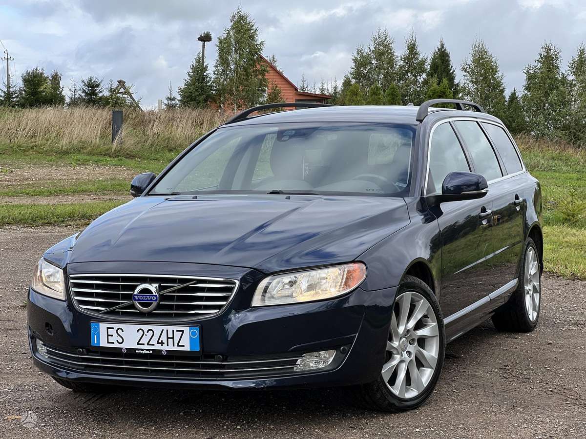 Volvo V70 2013 — photo 11