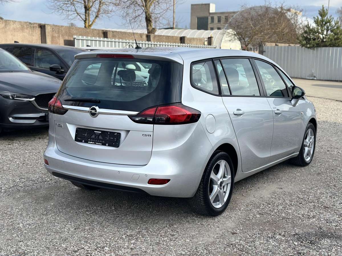 Opel Zafira 2015 — photo 5