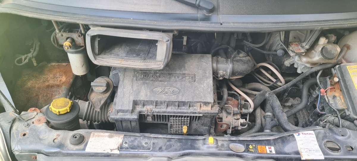 Ford Transit 2010 — photo 12