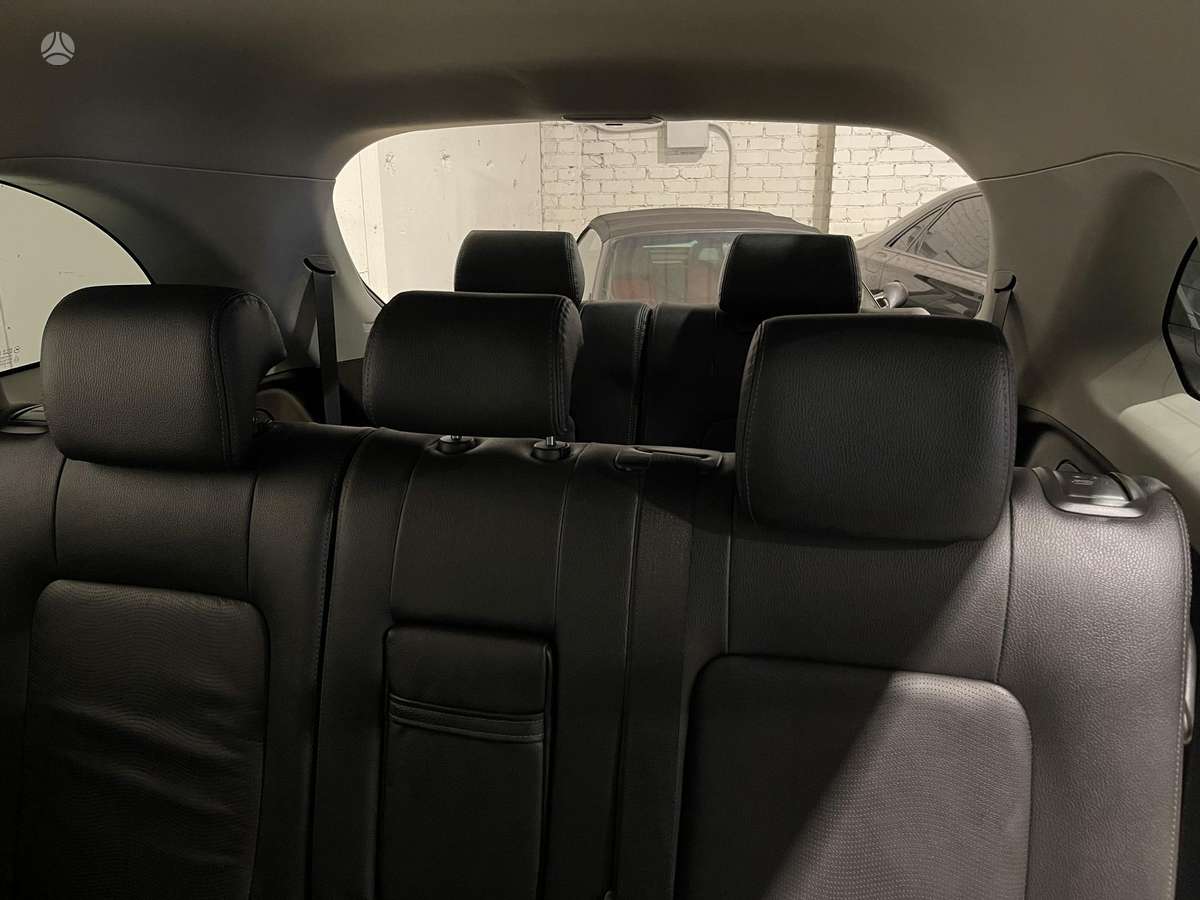 Chevrolet Captiva 2014 — interior