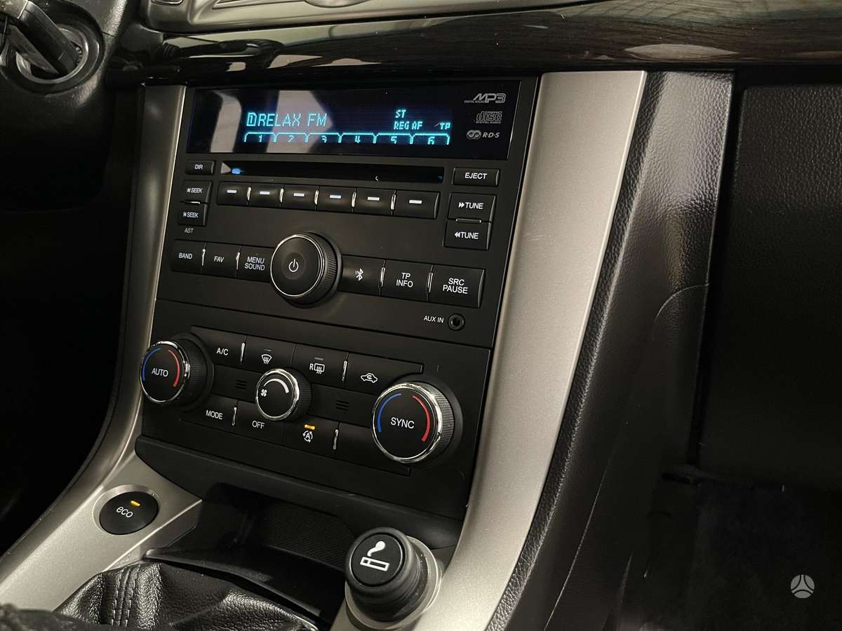 Chevrolet Captiva 2014 — engine 2231 cm³, 184 HP (135kW)
