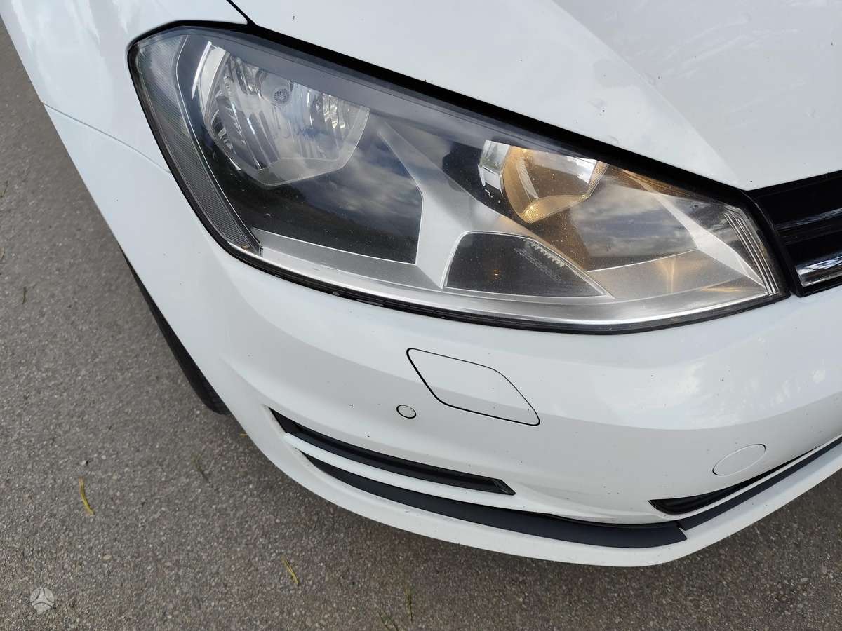 Volkswagen Golf 2015 — interior