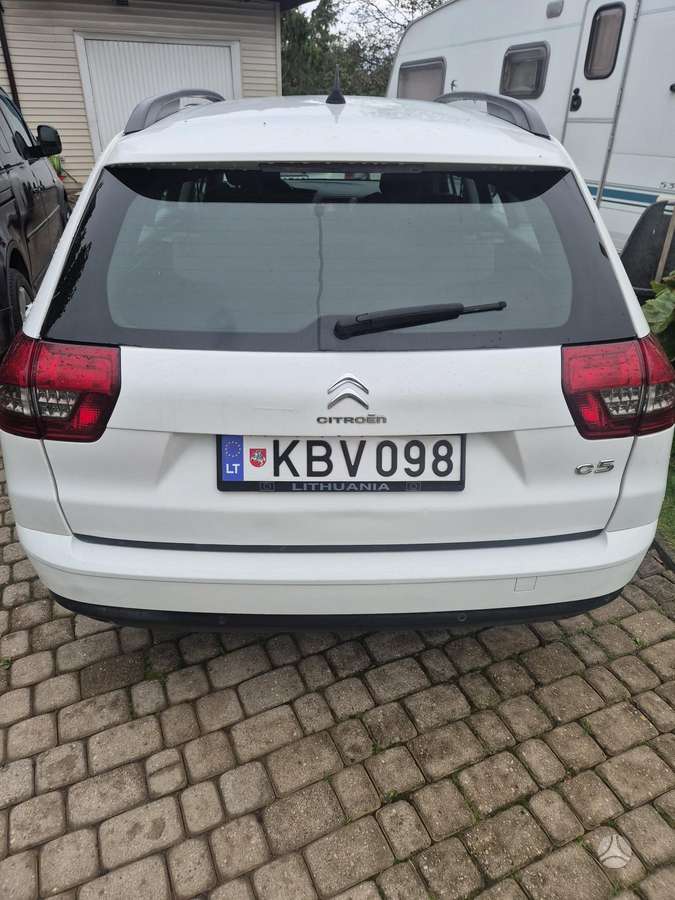 Citroen C5 2013 — rear view