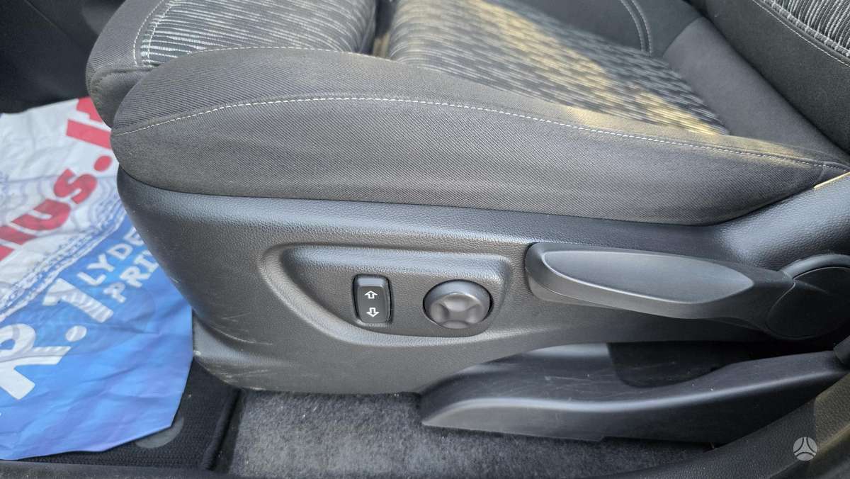 Opel Mokka 2013 — photo 29