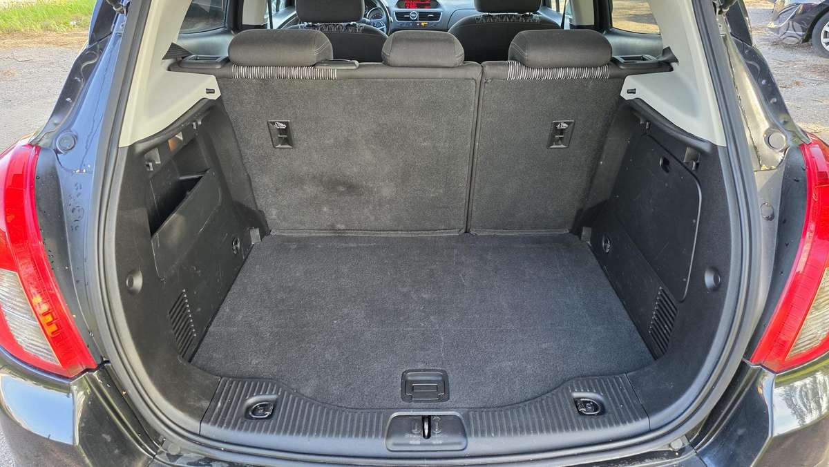 Opel Mokka 2013 — photo 36