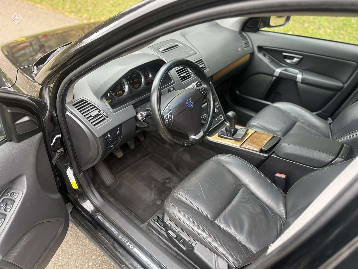 Volvo XC90 2007 — photo 8