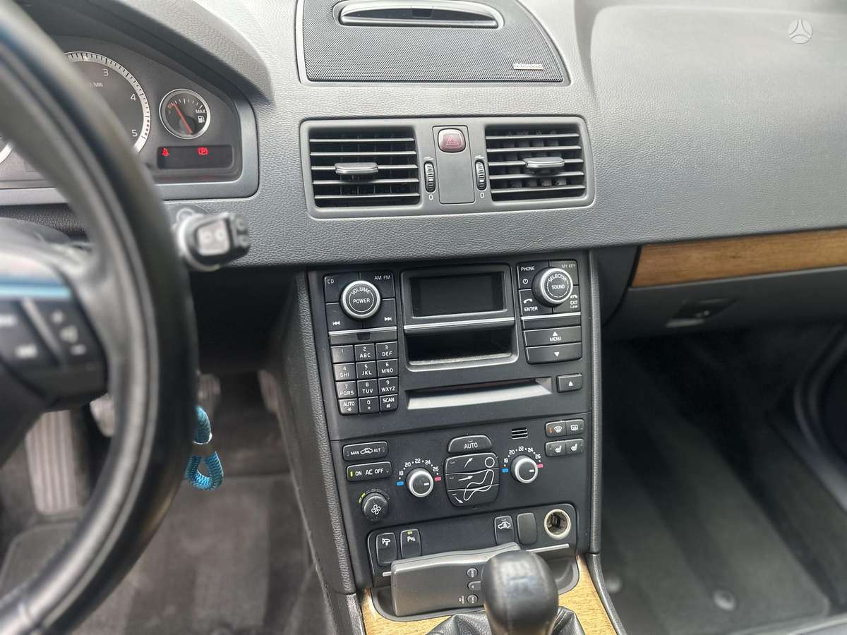 Volvo XC90 2007 — photo 9