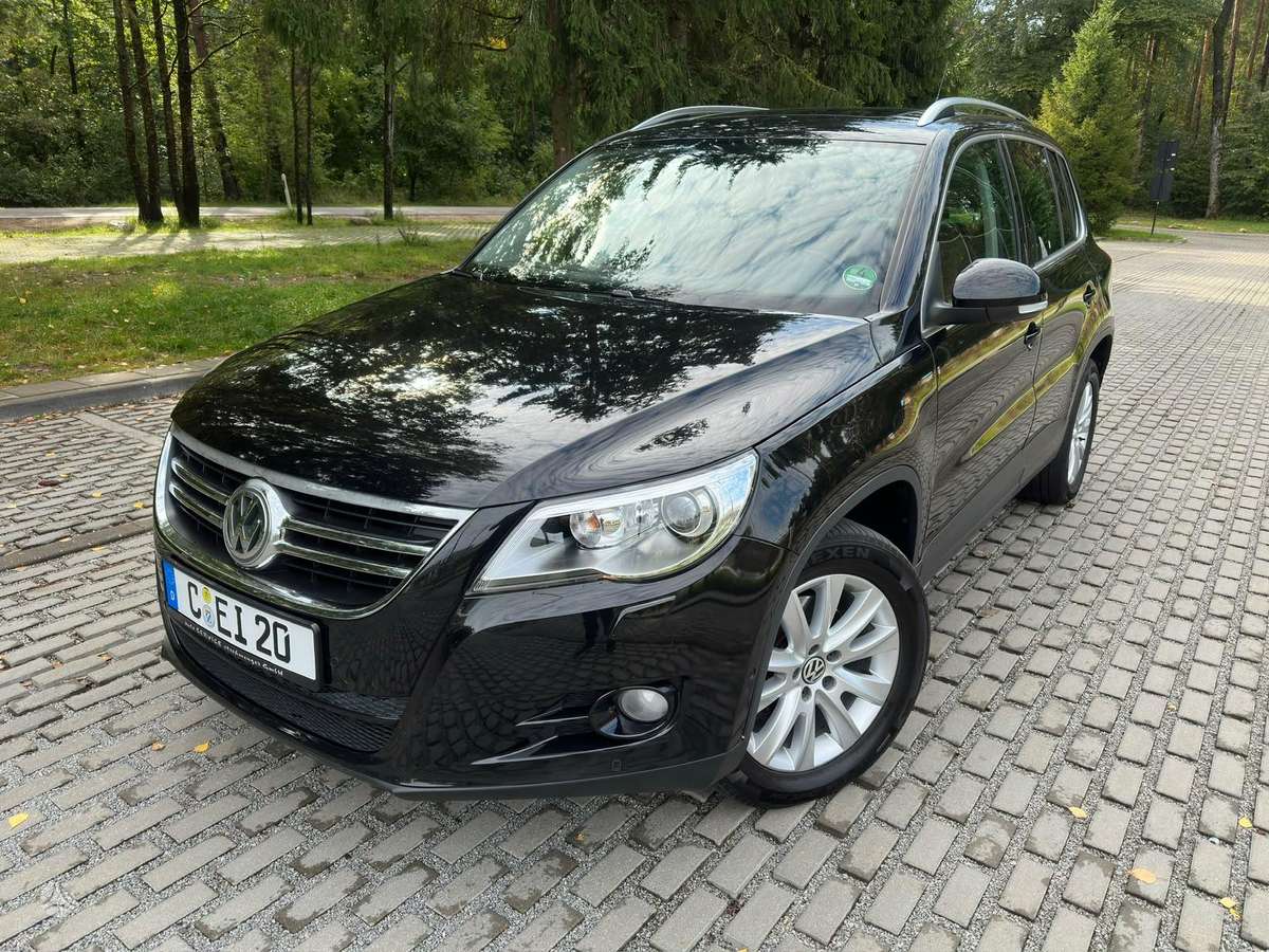 Volkswagen Tiguan 2008 — вигляд ззаду