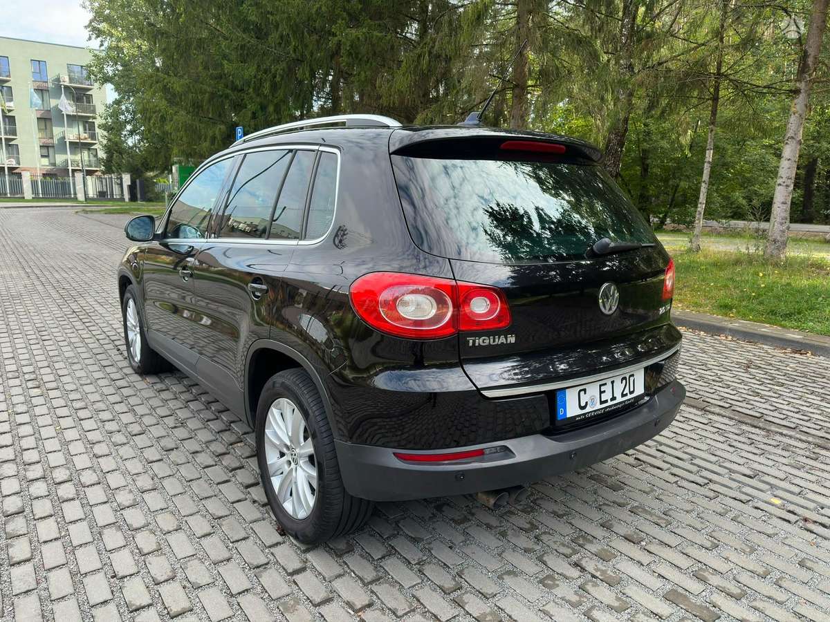 Volkswagen Tiguan 2008 — двигун 1968 cm³, 140 HP (103kW)