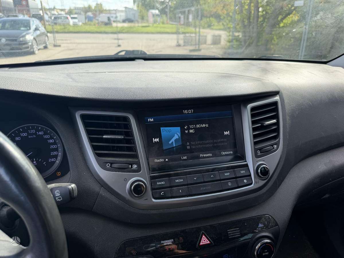 Hyundai Tucson 2015 — photo 11
