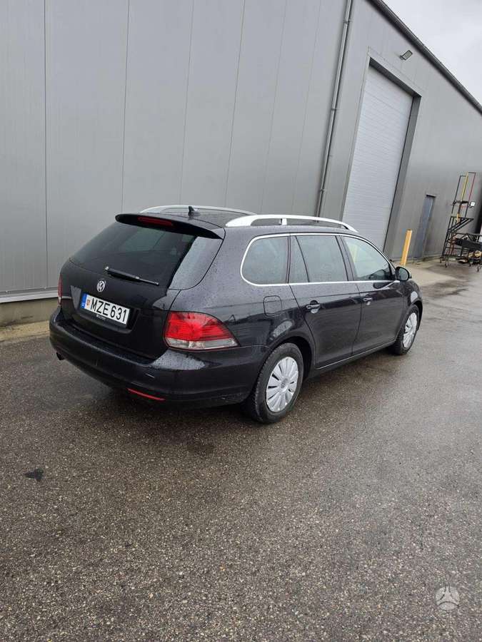 Volkswagen Golf 2011 — photo 12