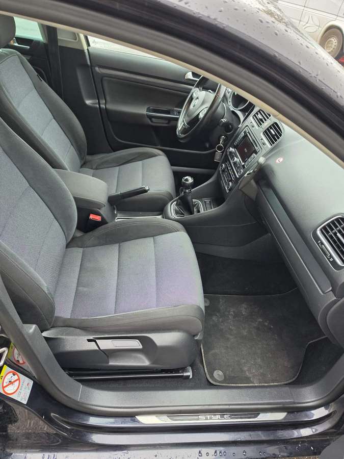 Volkswagen Golf 2011 — photo 7