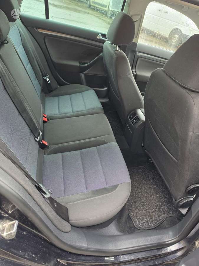 Volkswagen Golf 2011 — photo 8